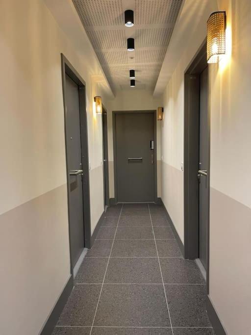 Palais Riviera Chaleureux Lumineux Et Climatise Apartment Nice Luaran gambar