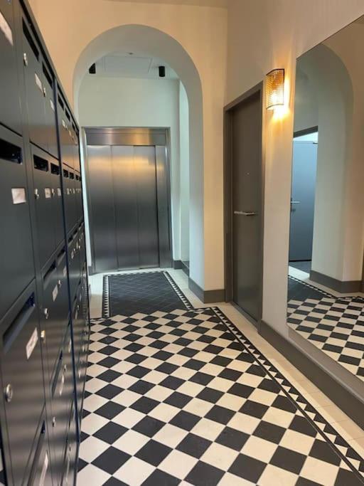 Palais Riviera Chaleureux Lumineux Et Climatise Apartment Nice Luaran gambar